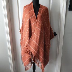 Universal Thread Poncho